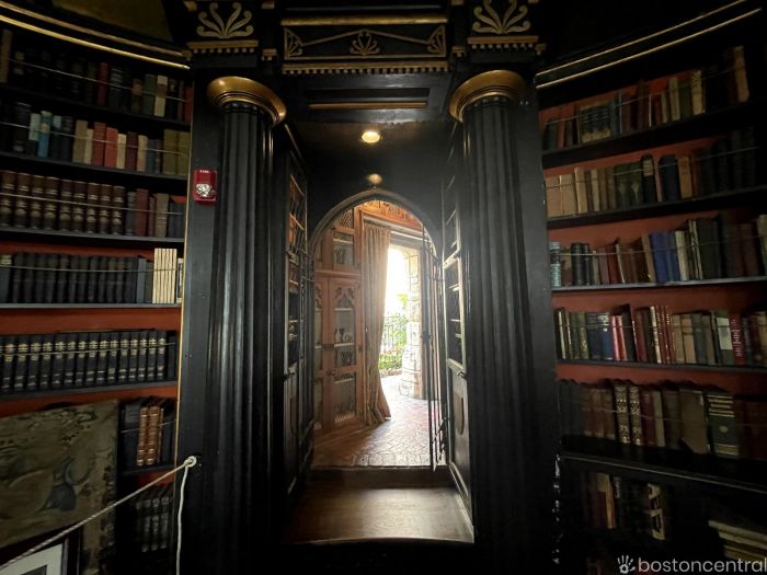 Hammond Castle Museum Gloucester MA Library
